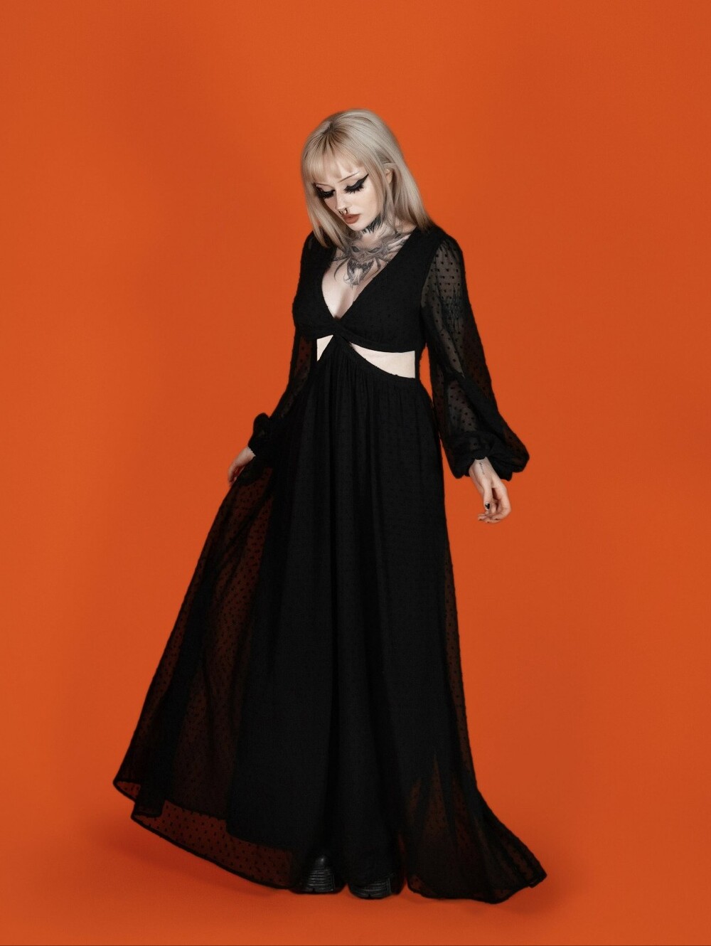Lively Ghosts Celestra Dress - Picture 2 of 14